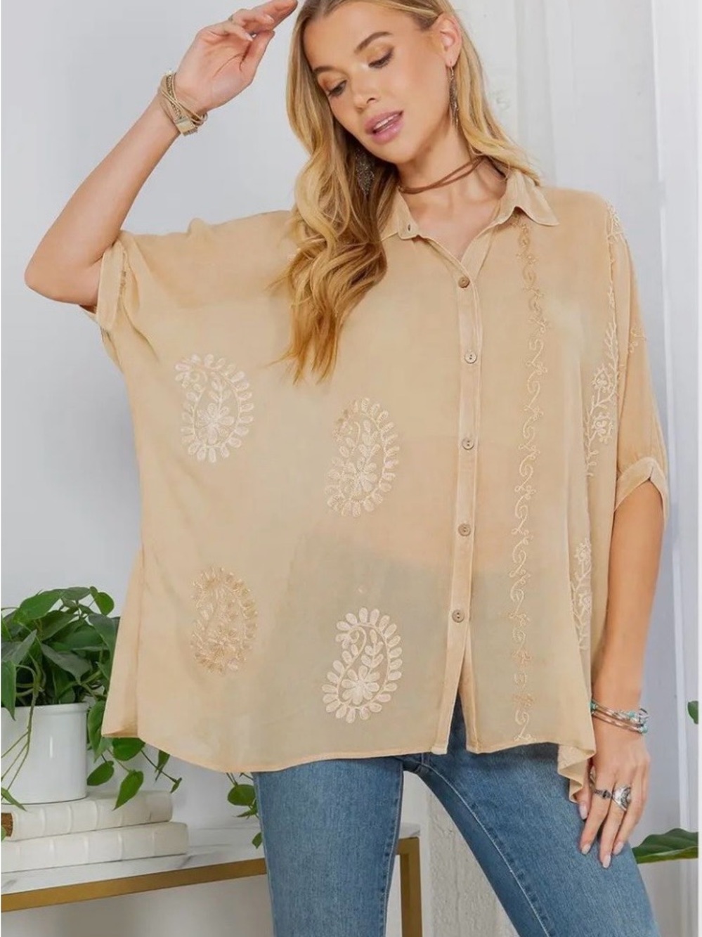 Young Threads NWT Vintage-Inspired Embroidered Button-Front Blouse in Beige